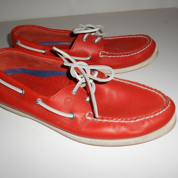 red sperrys men's